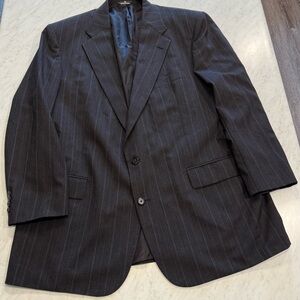 Black Wool-Blend Single-Breasted Suit